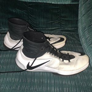 Men’s Nike zoom clear out shoes size 11.5